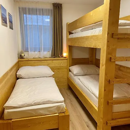 Jasna, Biela Put 公寓 迪马诺卡多林纳